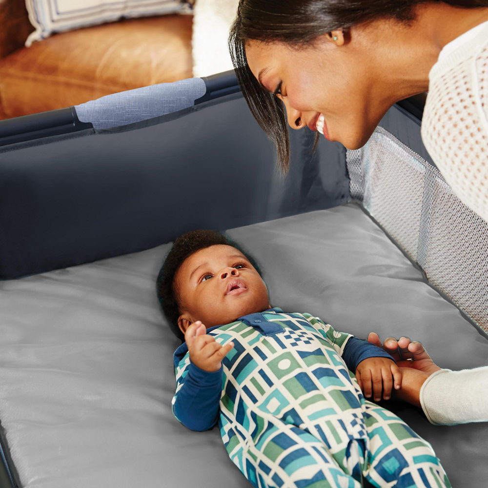 Pack 'n Play® Simple Solutions™ Playard