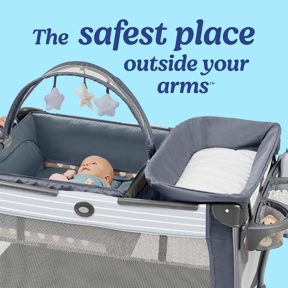 Graco® Pack 'n Play® Playard Anywhere Dreamer™