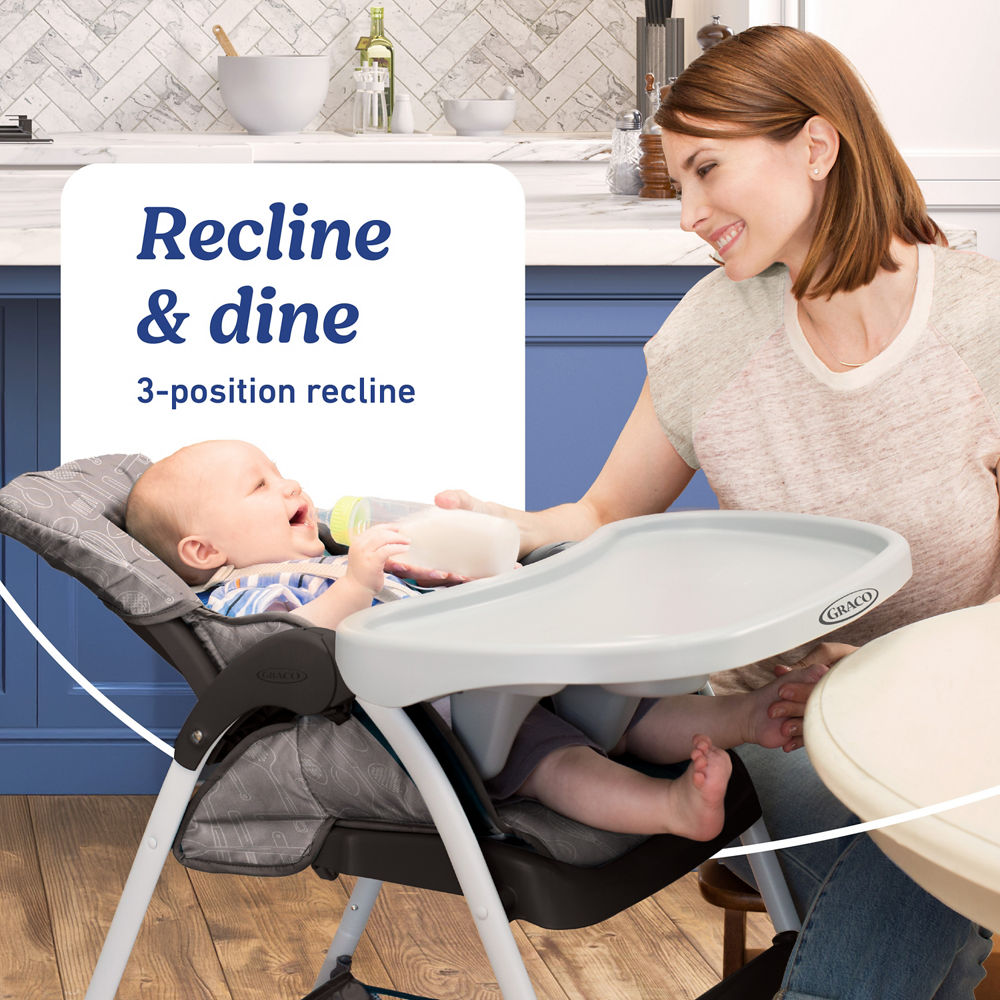 Slim Snacker™ Highchair