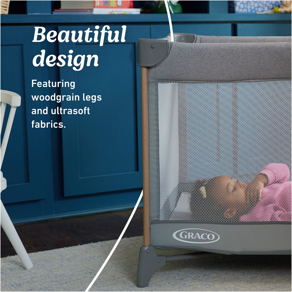 Pack 'n Play On The Go Zip DLX Playard
